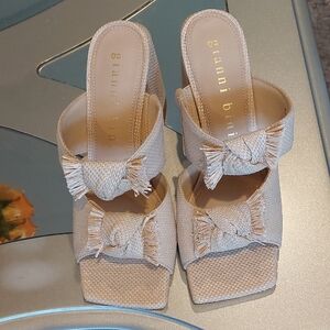Gianni Bini Women's Cream Woven Mules - Height: 4 inches Brand New